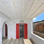 Le Bleu De Tinos *