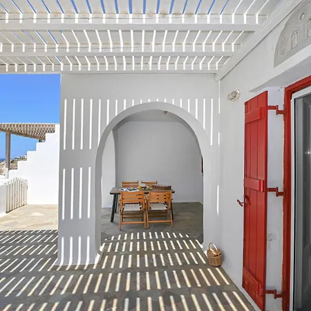 Le Bleu De Tinos
