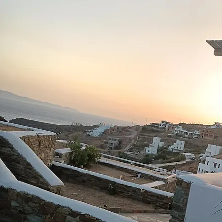 بيت للعطل Le Bleu De Tinos