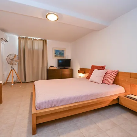 Le Bleu De Tinos بيت للعطل