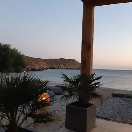 Le Bleu De Tinos